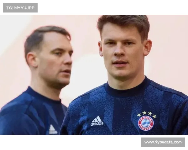 德媒：诺伊尔若续约，拜仁希望明夏2000万欧出售努贝尔